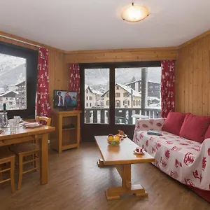 https://les-balcons-danate-15.hotels-rhonealpes.com